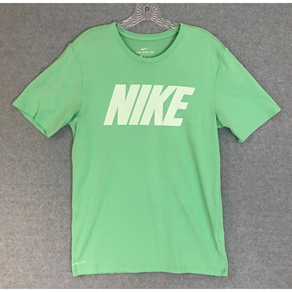The Nike Tee Men’s Dri-Fit Shirt Mens Medium Center Big Letter Spell Out Green - Picture 1 of 6